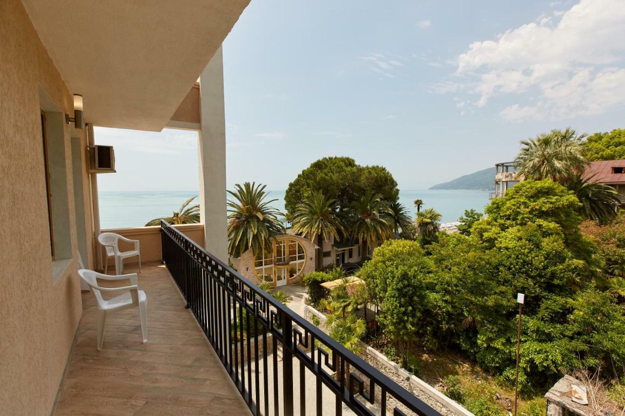 Old Gagra Hotel Екстериор снимка